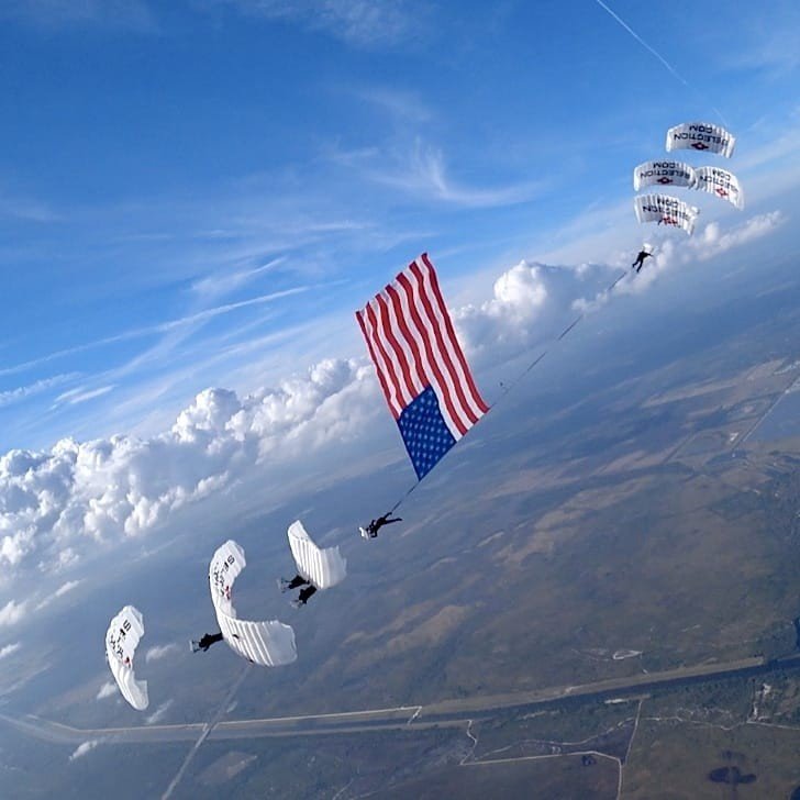 2×4-way diamond — U.S. flag downplane